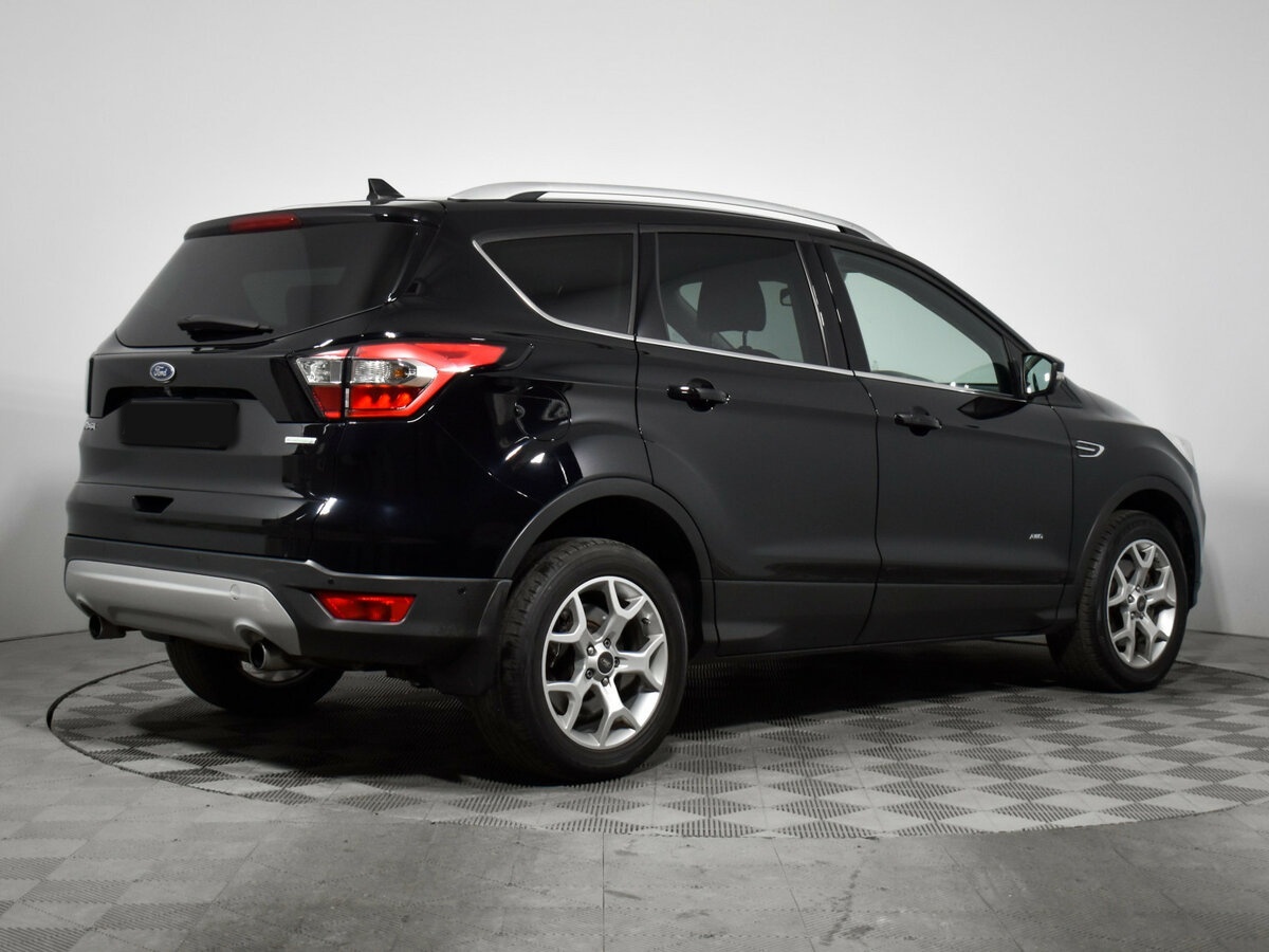 Ford Kuga 2017 года с пробегом. Фото: #4