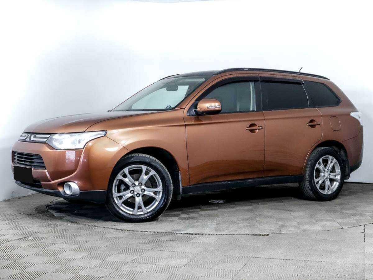 Mitsubishi Outlander 2012 года с пробегом. Фото: #0