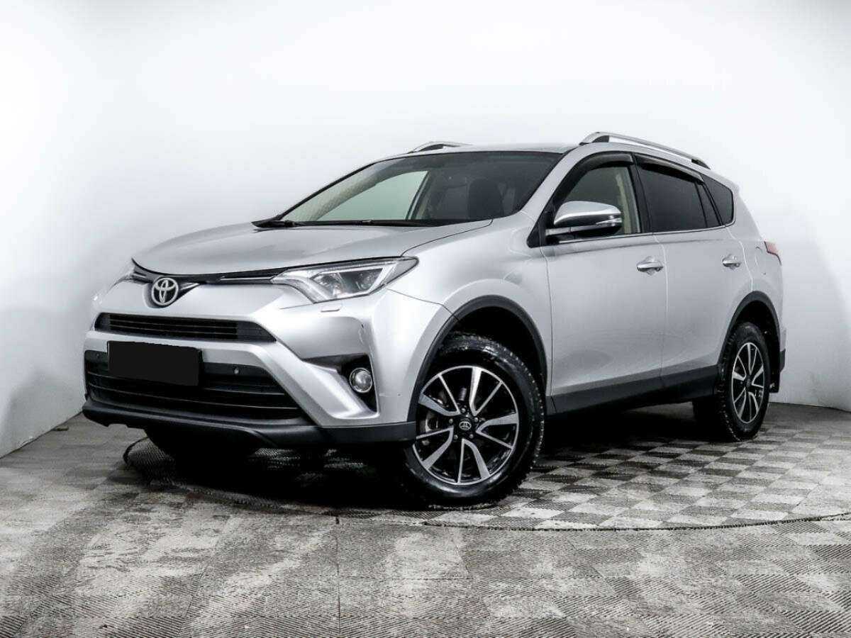 Toyota RAV4 2016 года с пробегом. Посмотреть фото