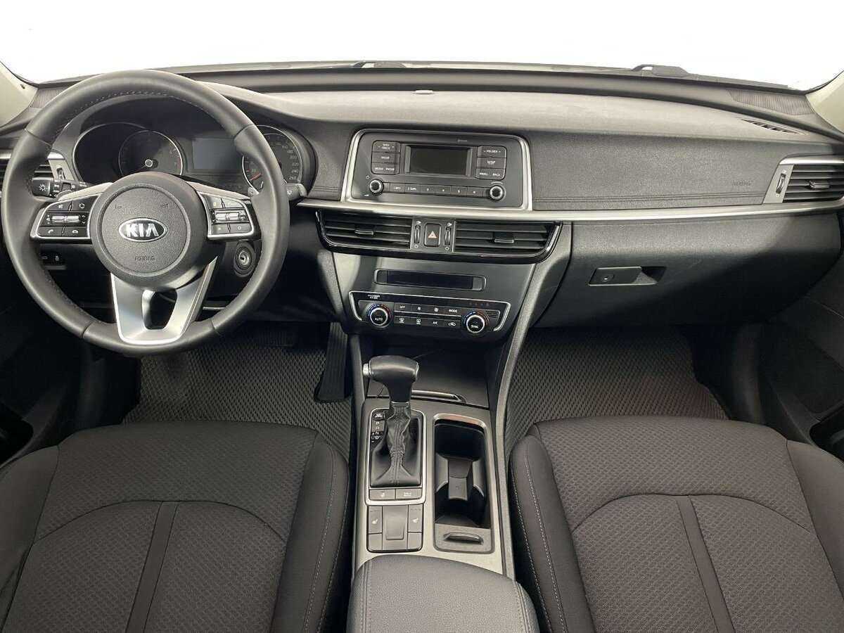Kia Optima 2018 года с пробегом. Фото: #4