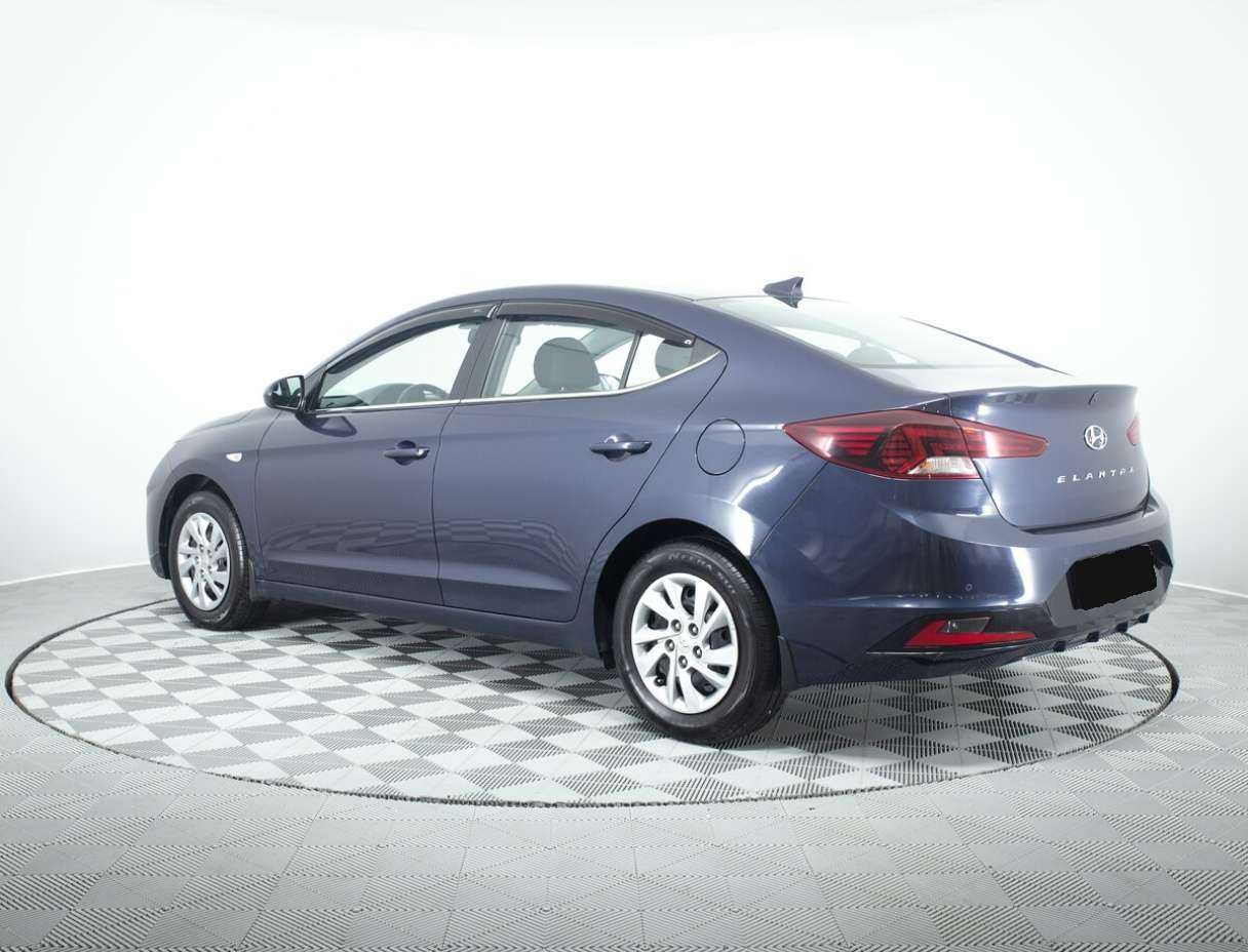 Hyundai Elantra 2020 года с пробегом. Фото: #6