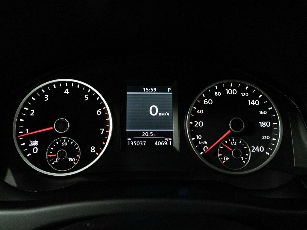 Volkswagen Tiguan 2012 года с пробегом. Фото: #11