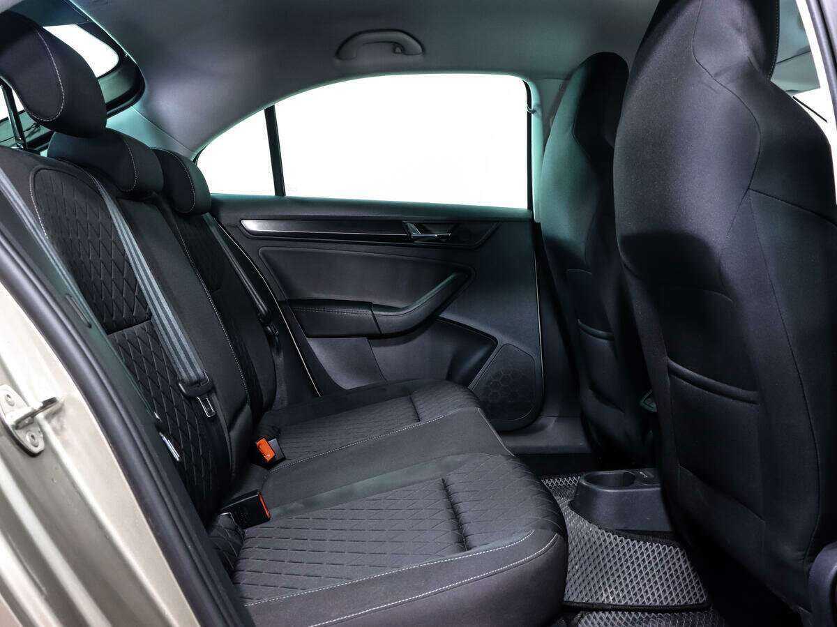 Skoda Rapid 2021 года с пробегом. Фото: #15