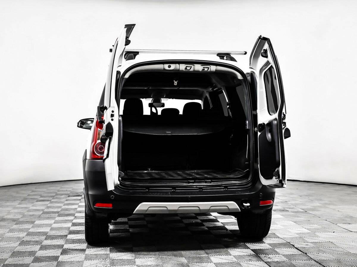 Lada (ВАЗ) Largus 2021 года с пробегом. Фото: #12