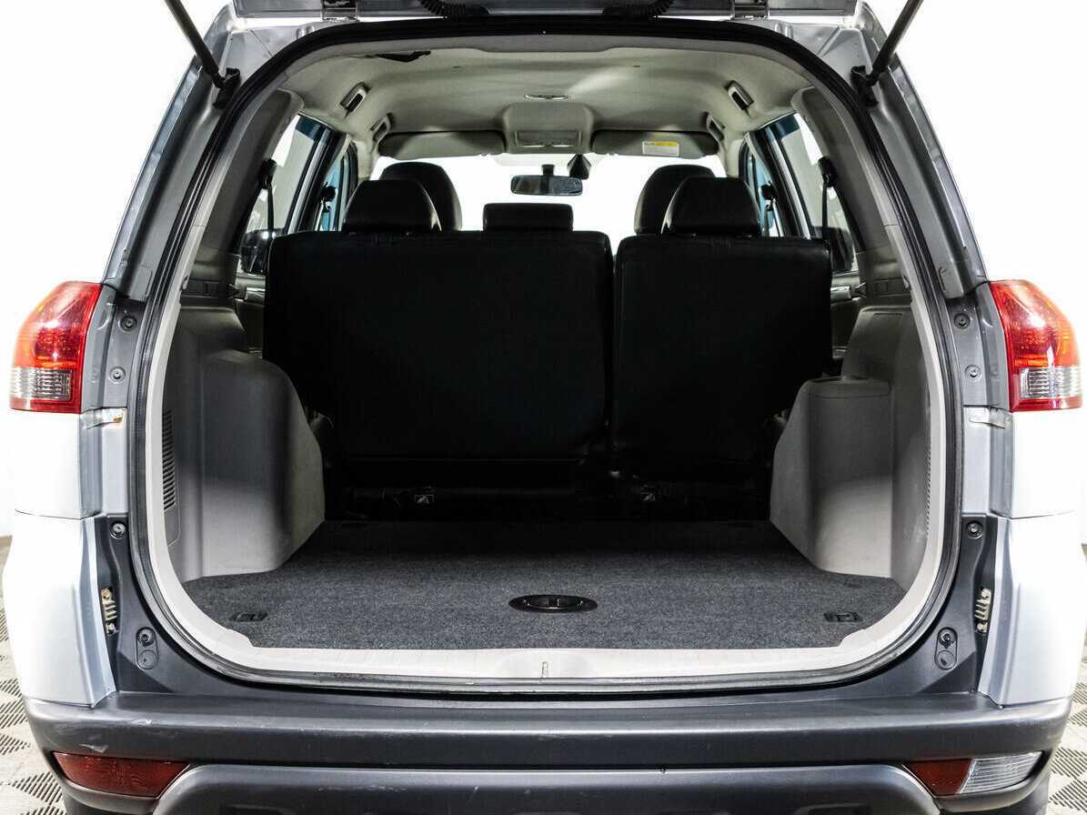 Mitsubishi Pajero Sport 2013 года с пробегом. Фото: #14