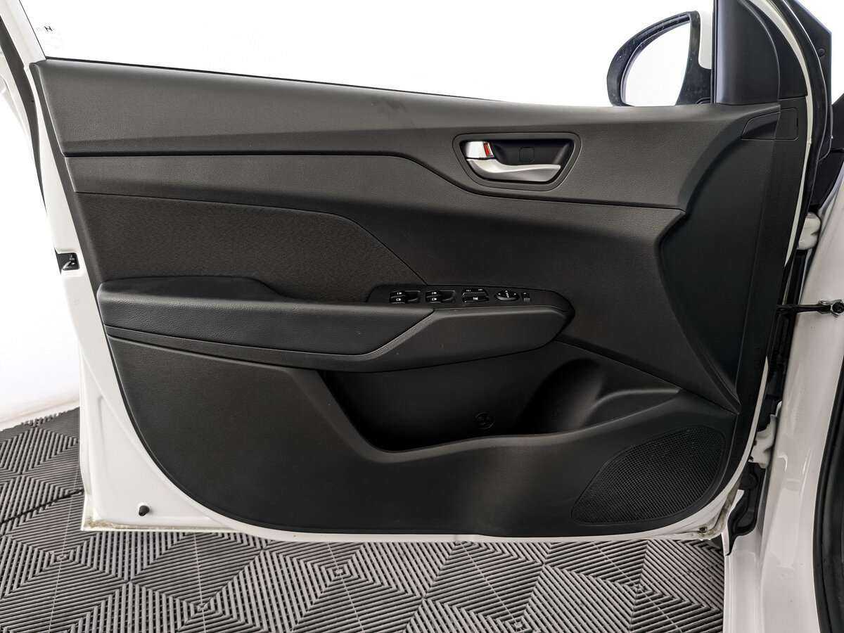 Hyundai Solaris 2022 года с пробегом. Фото: #14