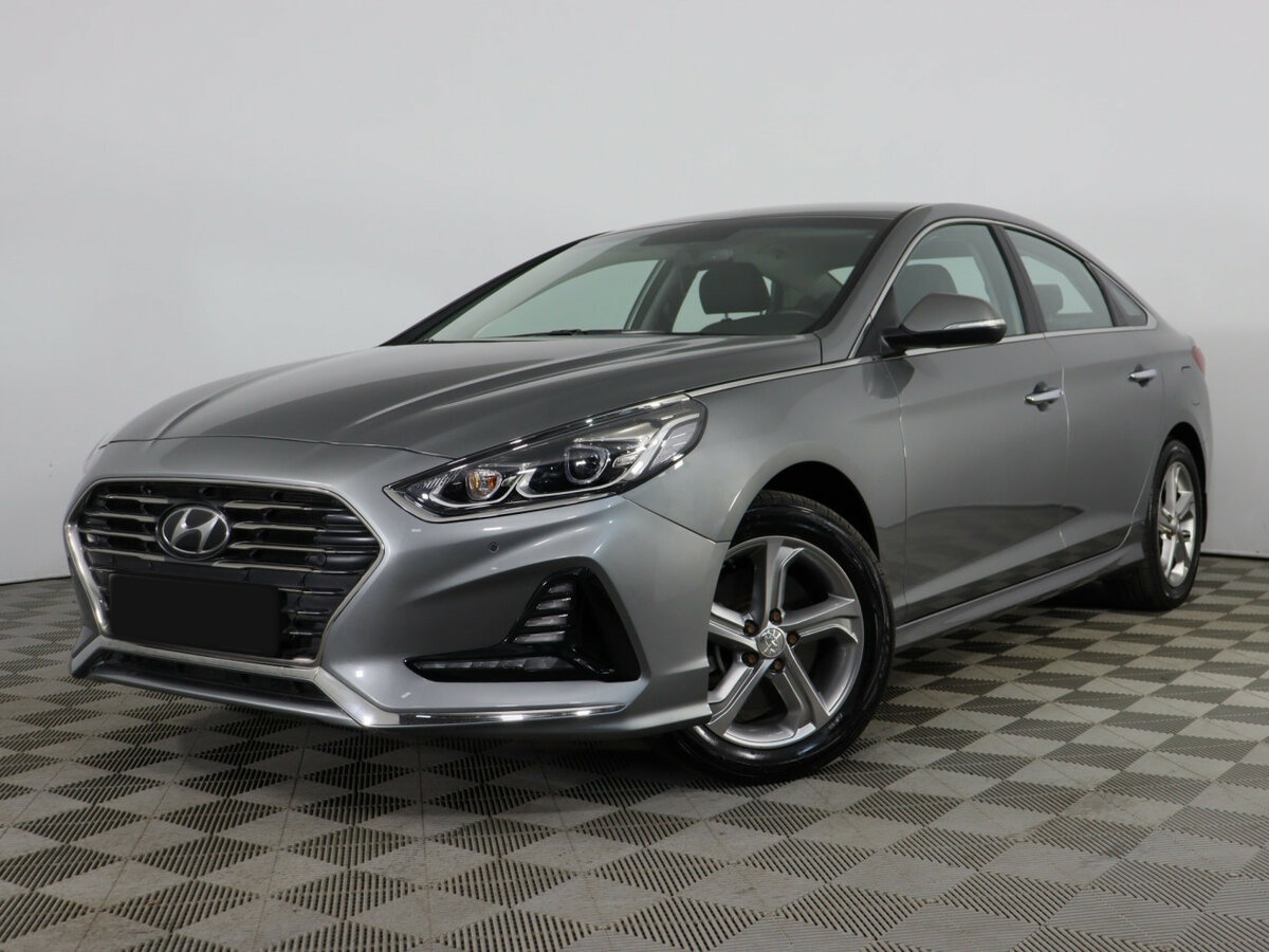 Hyundai Sonata 2018 года с пробегом. Посмотреть фото