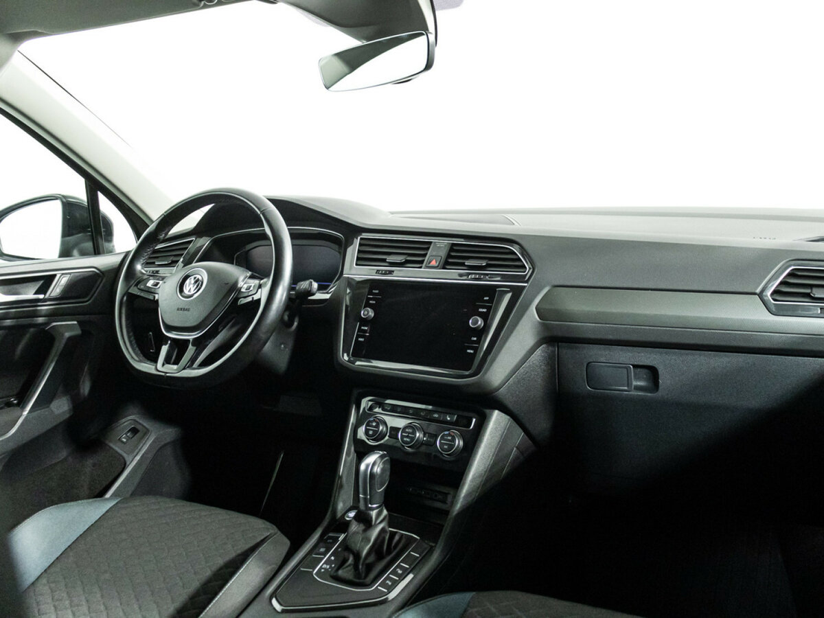 Volkswagen Tiguan 2019 года с пробегом. Фото: #8