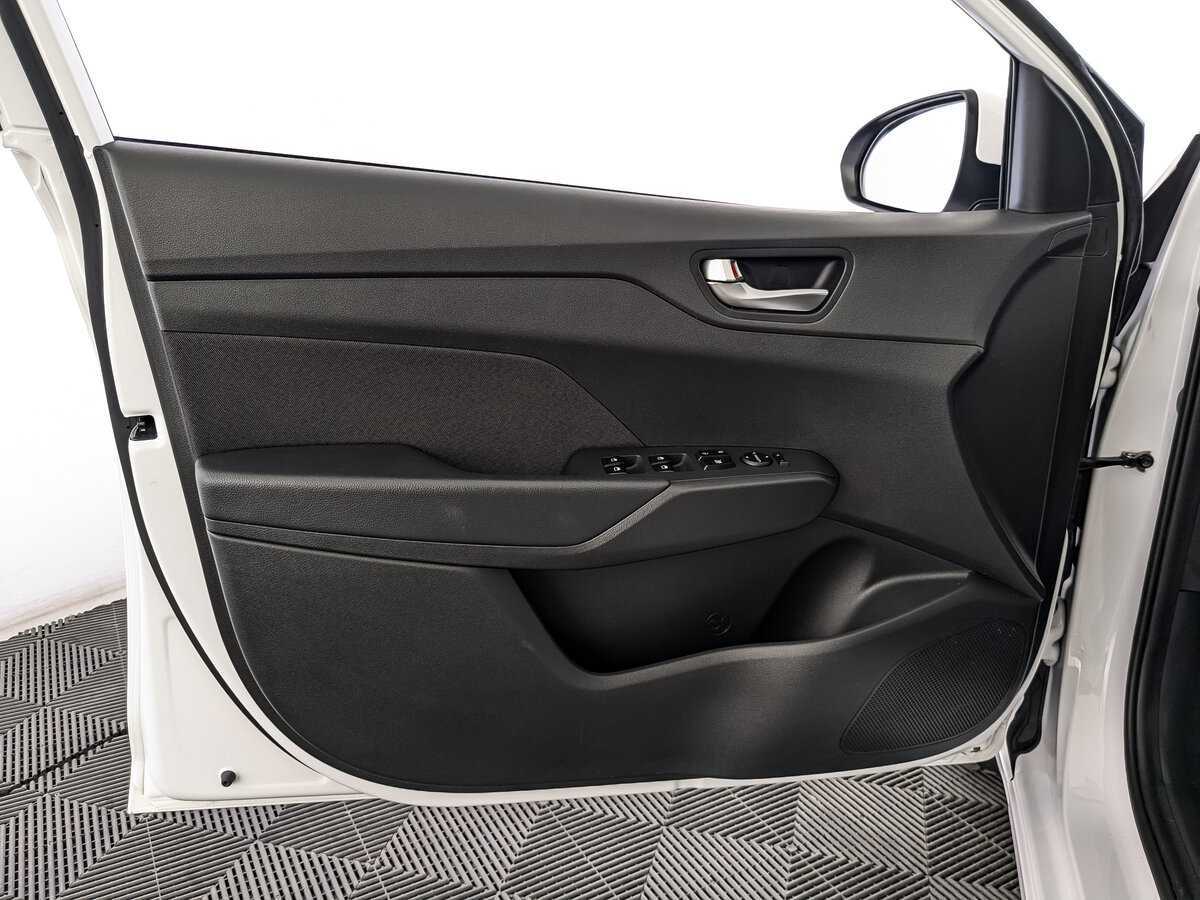 Hyundai Solaris 2022 года с пробегом. Фото: #14