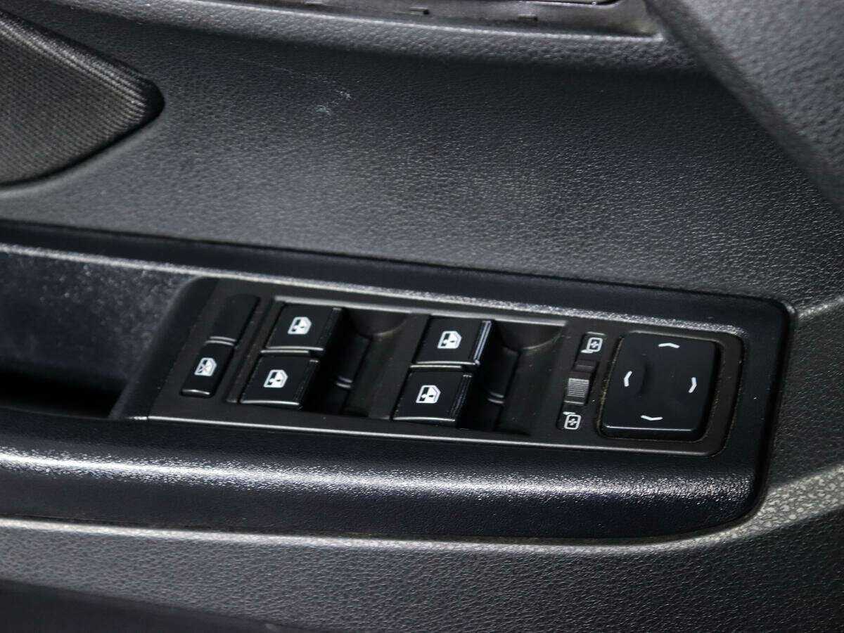 Lada (ВАЗ) Vesta 2019 года с пробегом. Фото: #12