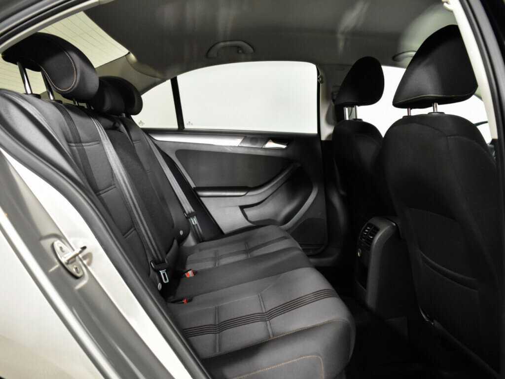 Volkswagen Jetta 2016 года с пробегом. Фото: #9