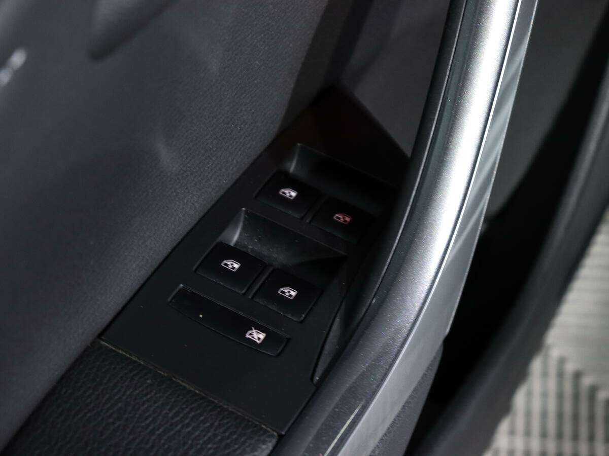 Opel Astra 2013 года с пробегом. Фото: #14