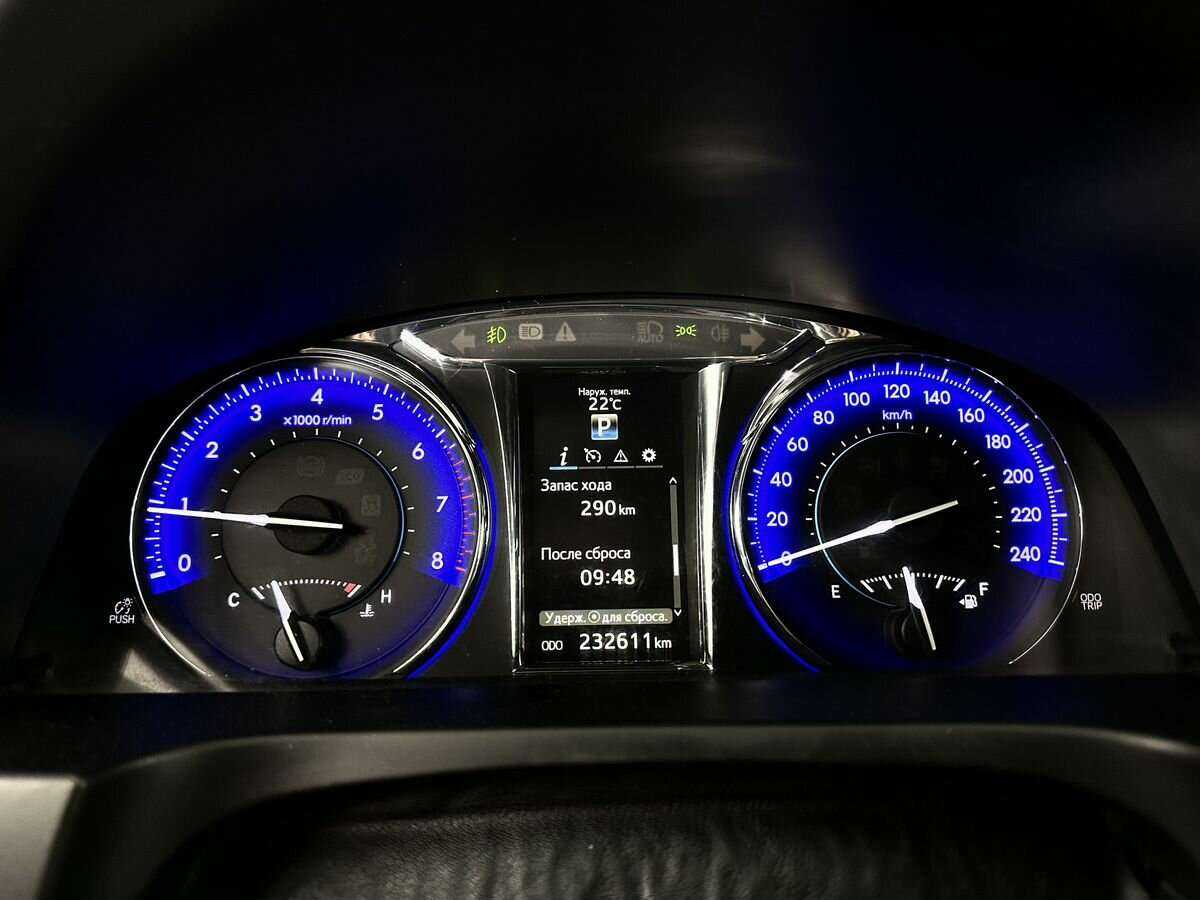 Toyota Camry 2016 года с пробегом. Фото: #10