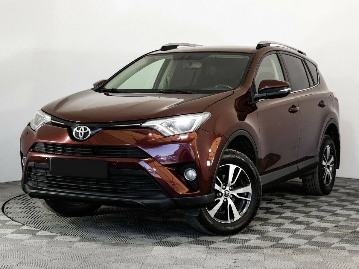Toyota RAV4 2017 года с пробегом. Фото: #0