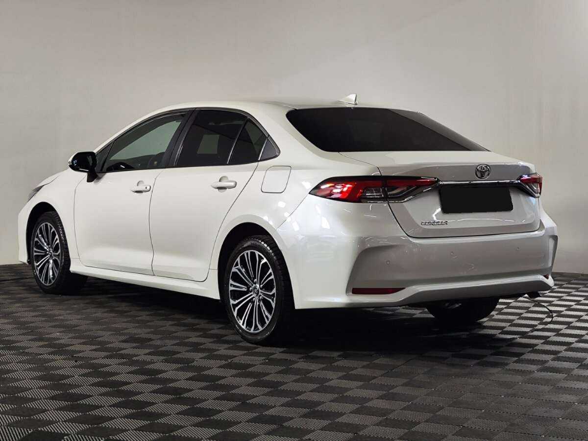 Toyota Corolla 2019 года с пробегом. Фото: #3