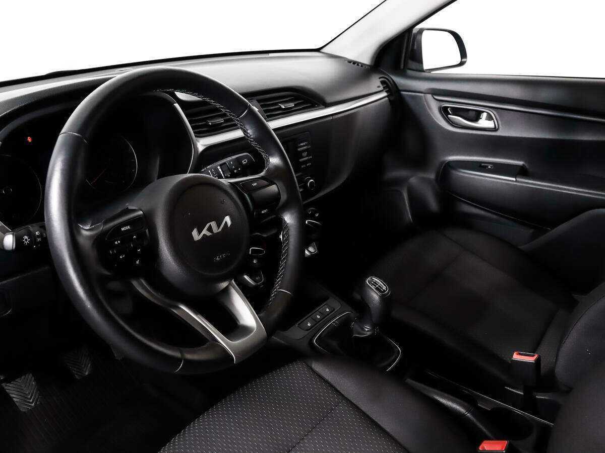 Kia Rio 2021 года с пробегом. Фото: #8