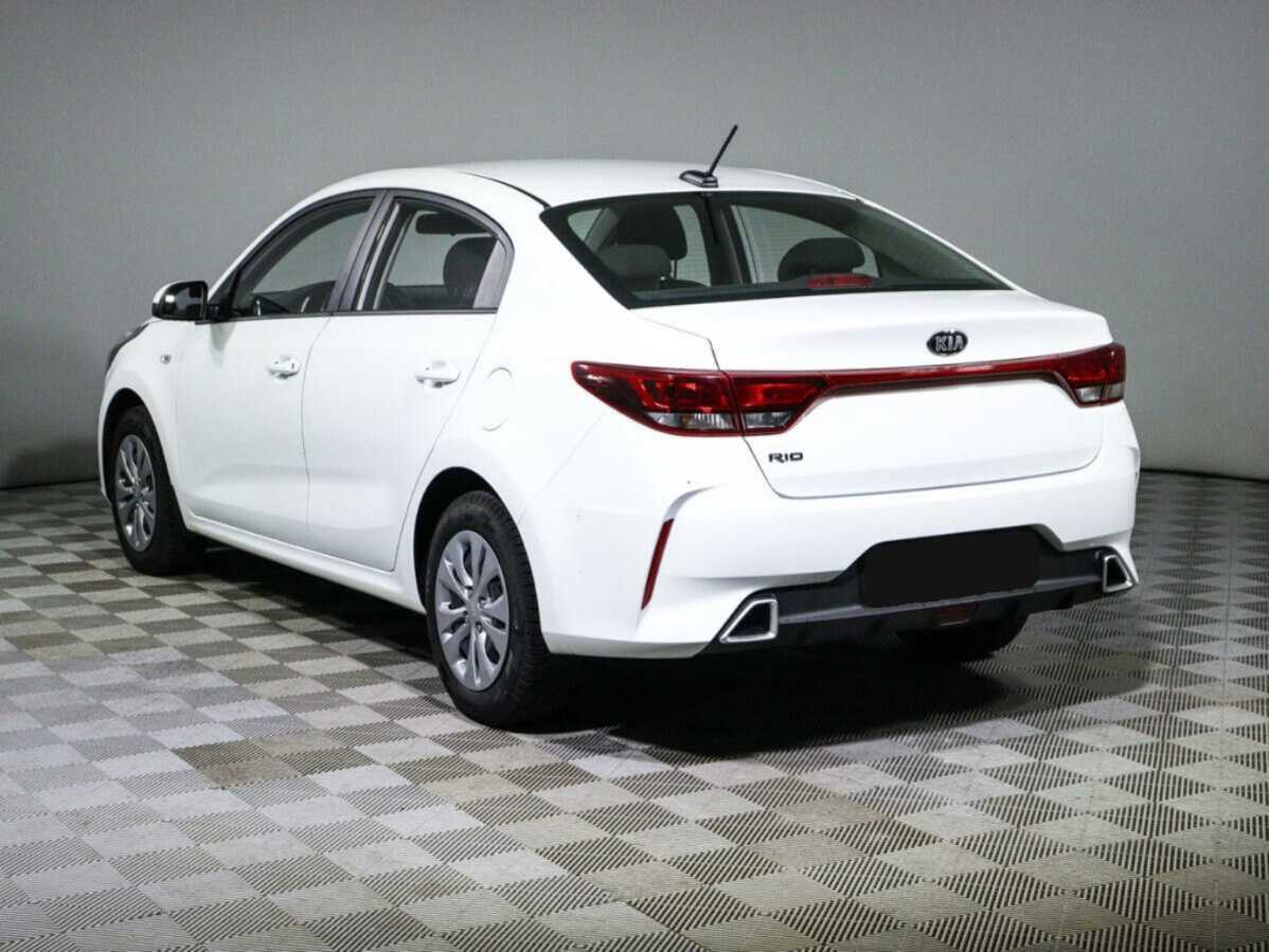 Kia Rio 2021 года с пробегом. Фото: #6
