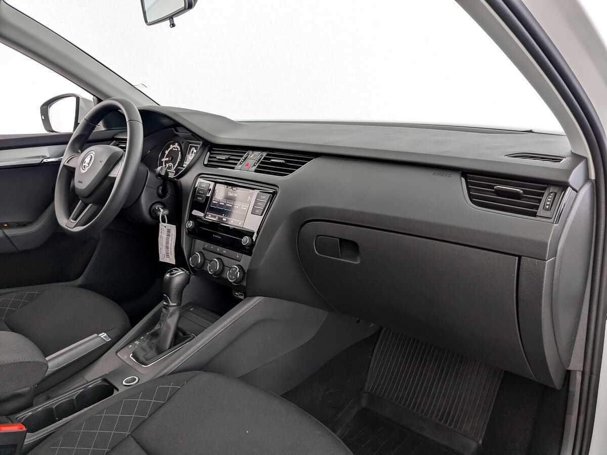 Skoda Octavia 2020 года с пробегом. Фото: #8
