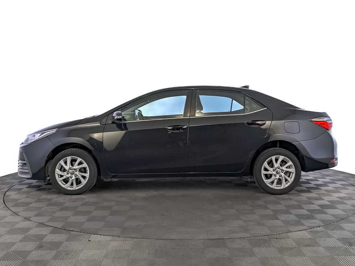 Toyota Corolla 2017 года с пробегом. Фото: #7