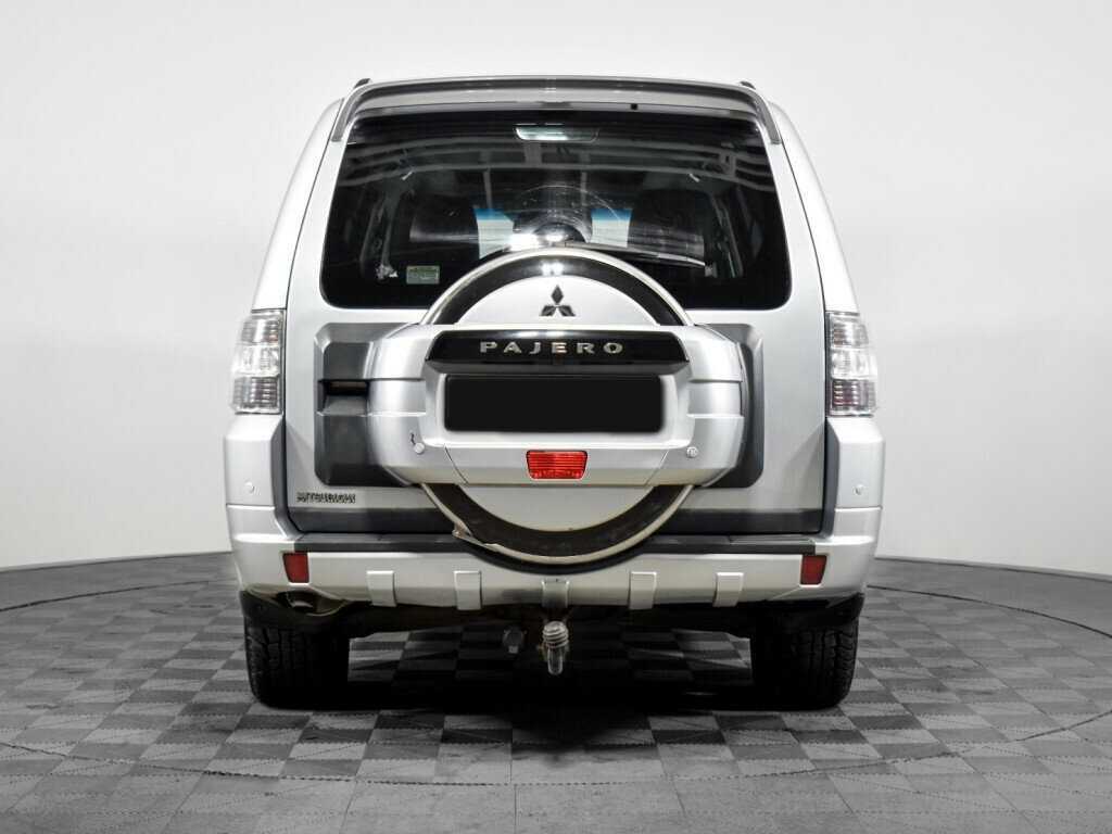 Mitsubishi Pajero 2013 года с пробегом. Фото: #5