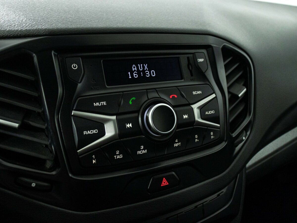 Lada (ВАЗ) Vesta 2020 года с пробегом. Фото: #13