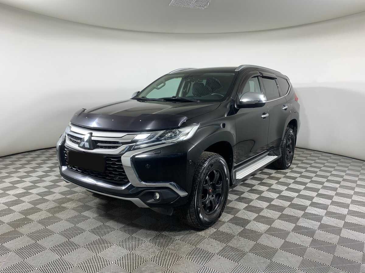 Mitsubishi Pajero Sport 2017 года с пробегом. Посмотреть фото