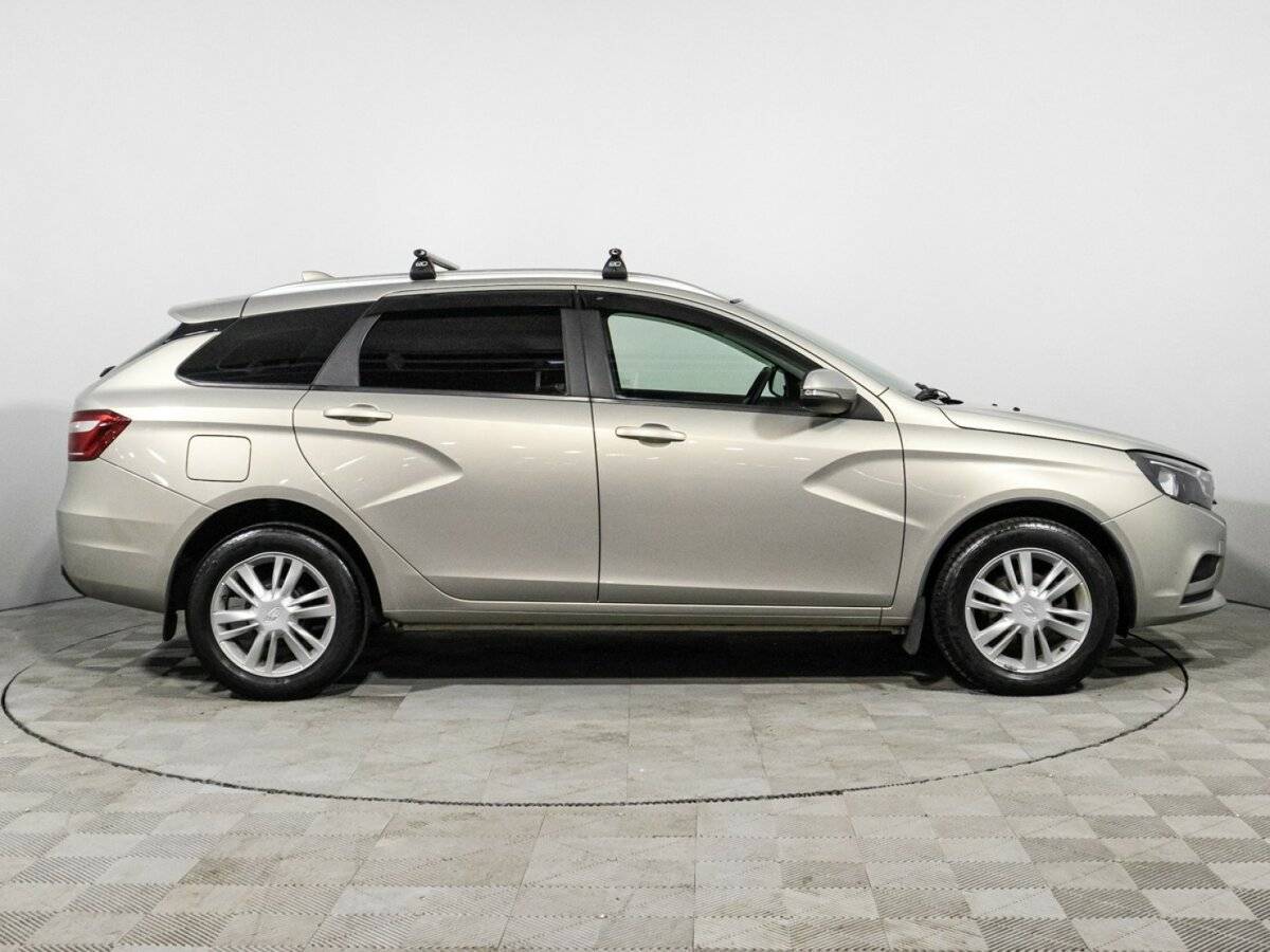 Lada (ВАЗ) Vesta 2019 года с пробегом. Фото: #3