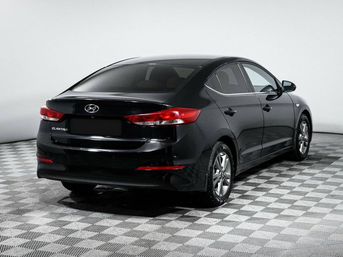 Hyundai Elantra 2016 года с пробегом. Фото: #3
