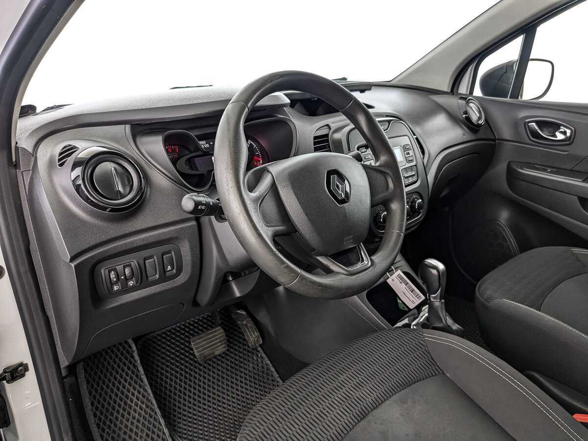 Renault Kaptur 2018 года с пробегом. Фото: #10