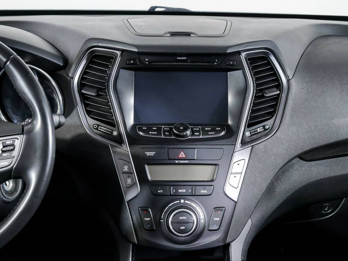 Hyundai Santa Fe 2012 года с пробегом. Фото: #12