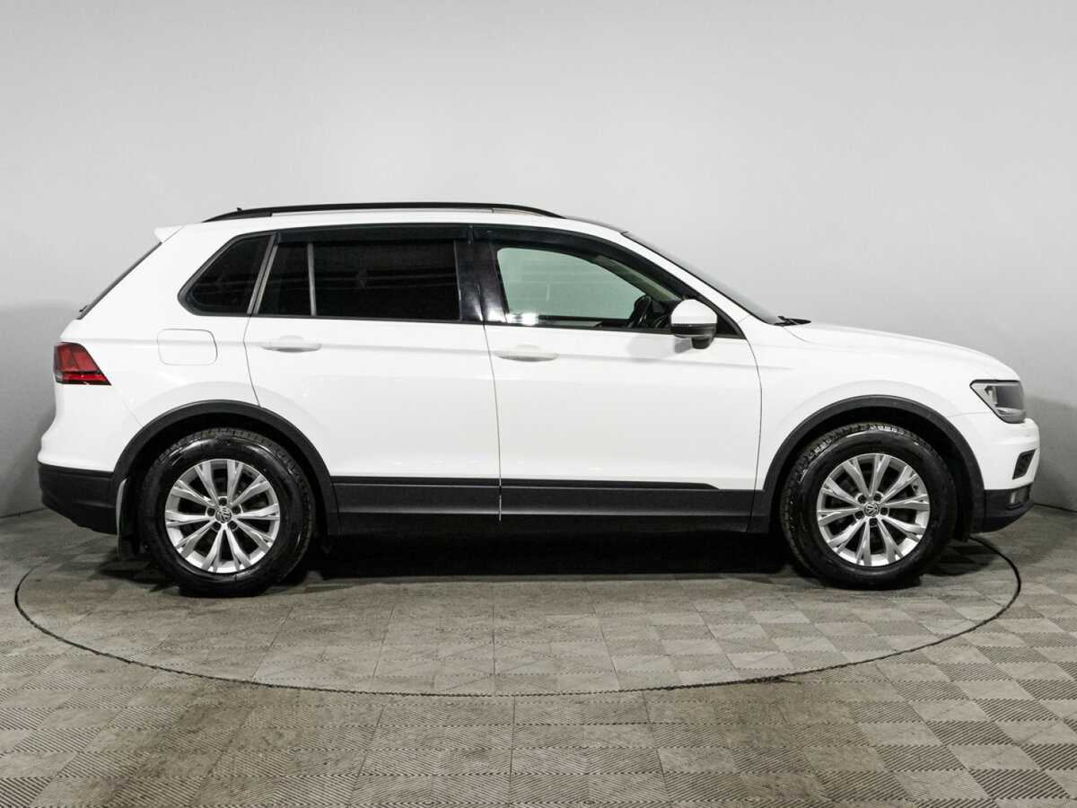 Volkswagen Tiguan 2018 года с пробегом. Фото: #3