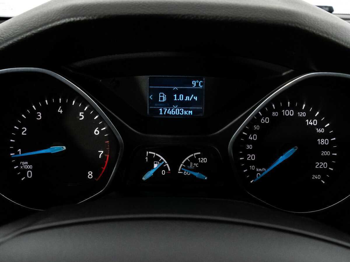 Ford Focus 2017 года с пробегом. Фото: #13