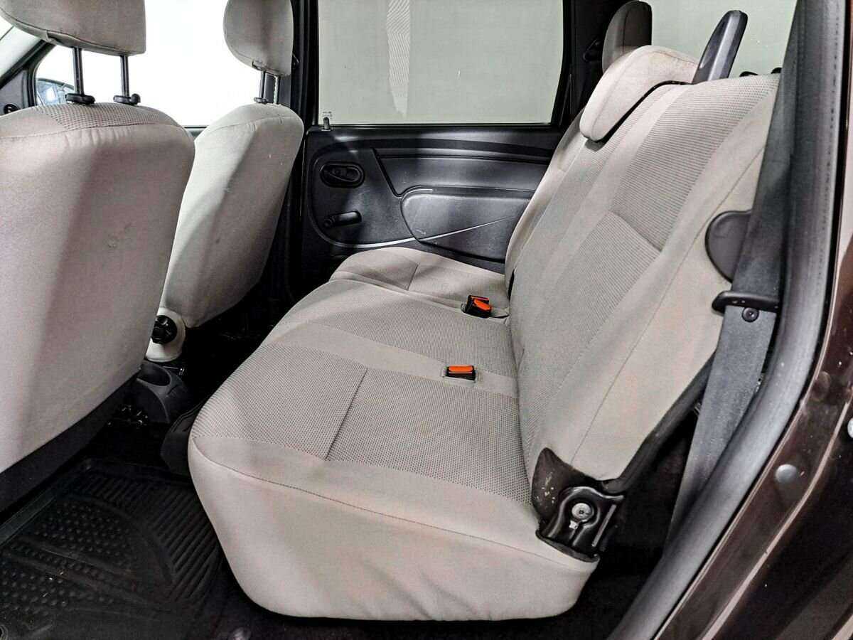 Lada (ВАЗ) Largus 2019 года с пробегом. Фото: #11