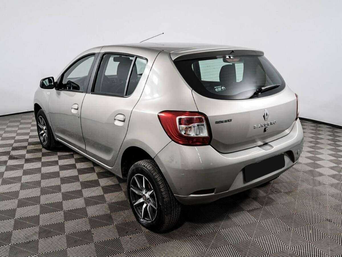 Renault Sandero 2015 года с пробегом. Фото: #6