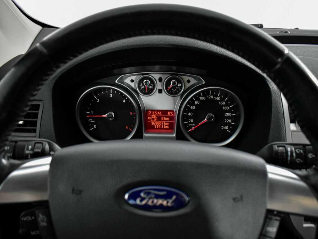 Ford Kuga 2012 года с пробегом. Фото: #18