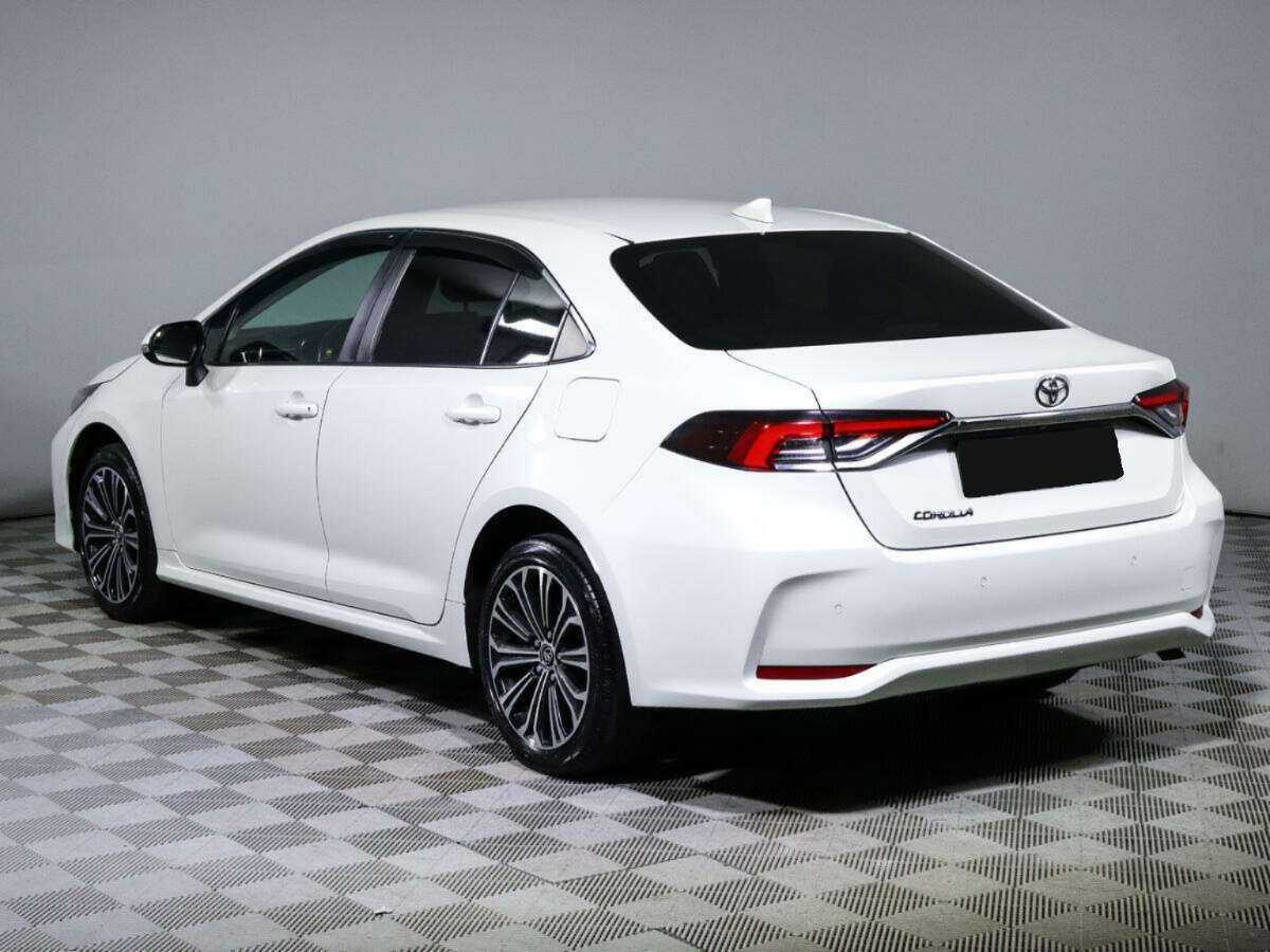 Toyota Corolla 2019 года с пробегом. Фото: #4