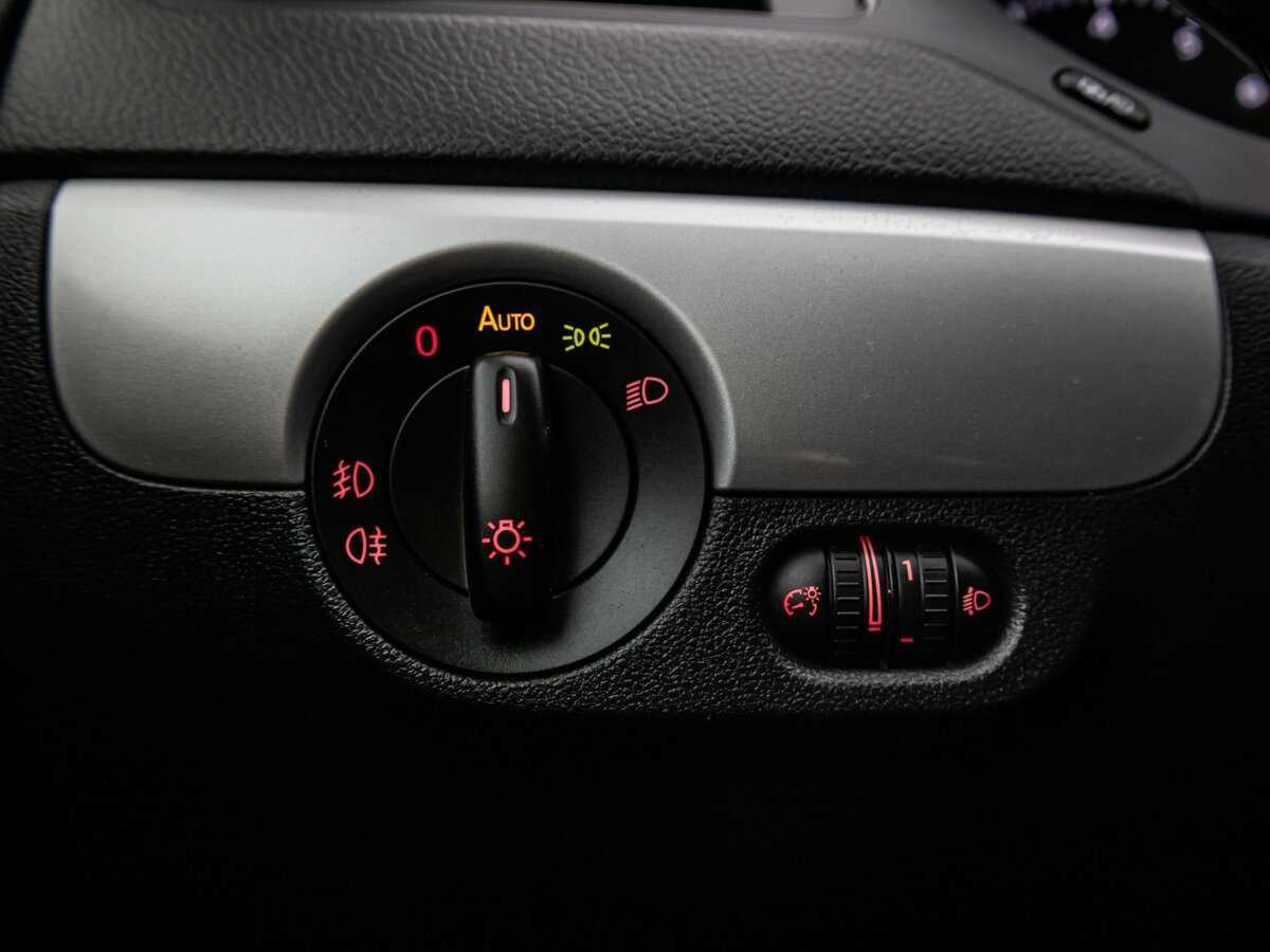 Volkswagen Jetta 2012 года с пробегом. Фото: #16