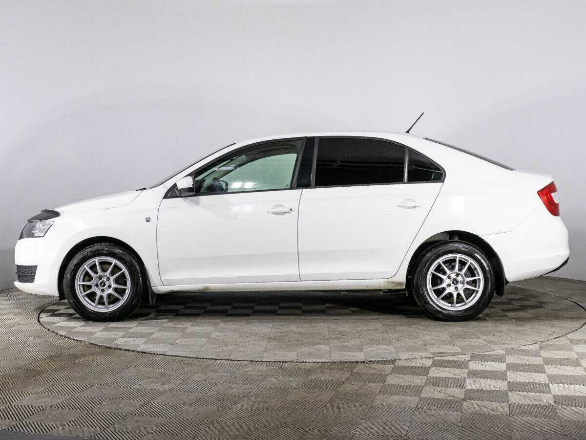 Skoda Rapid 2014 года с пробегом. Фото: #7
