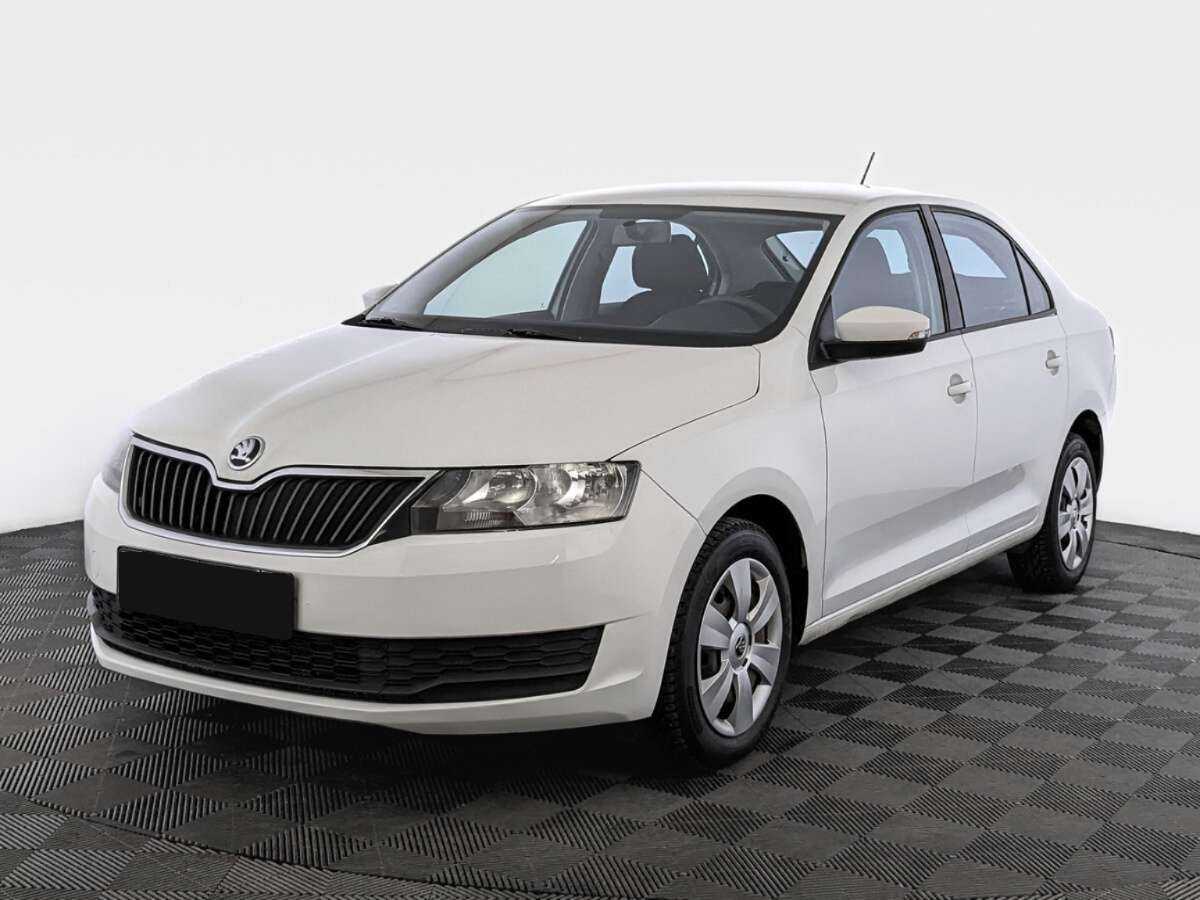 Skoda Rapid 2018 года с пробегом. Посмотреть фото