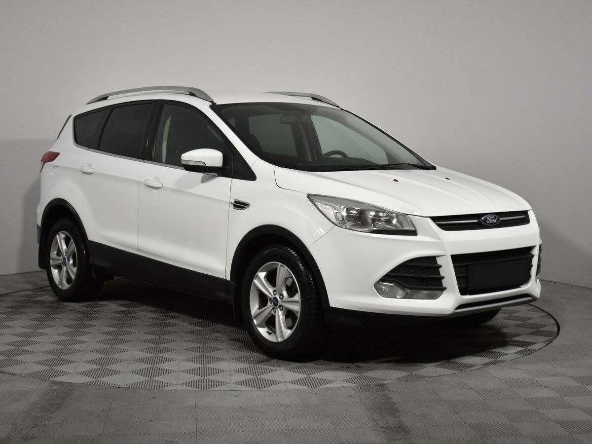 Ford Kuga 2014 года с пробегом. Фото: #2