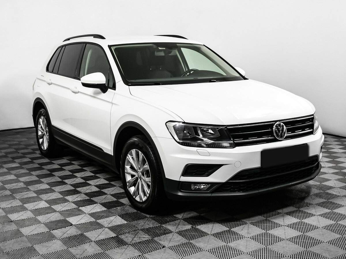 Volkswagen Tiguan 2018 года с пробегом. Фото: #2