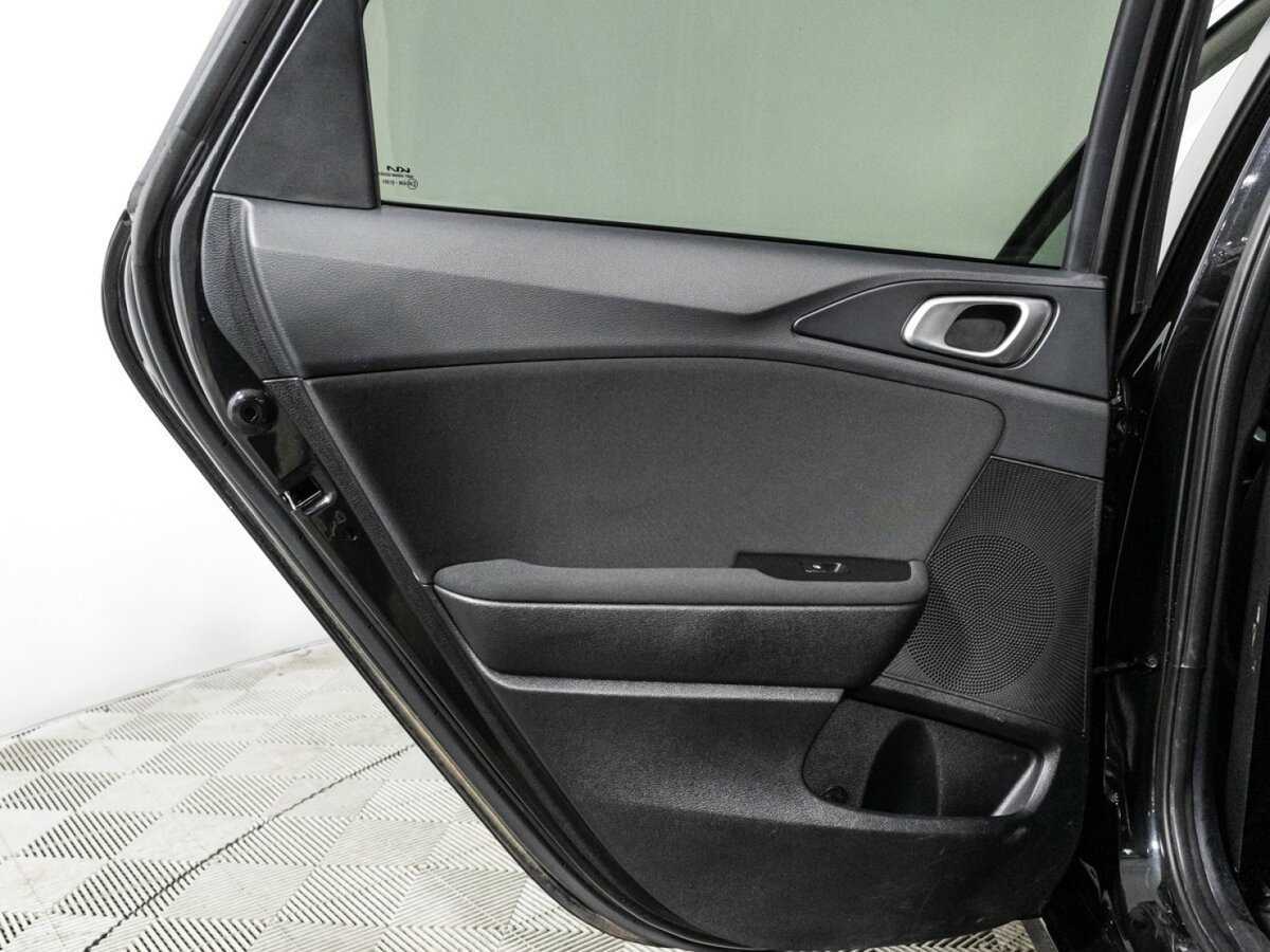 Kia Ceed 2021 года с пробегом. Фото: #24