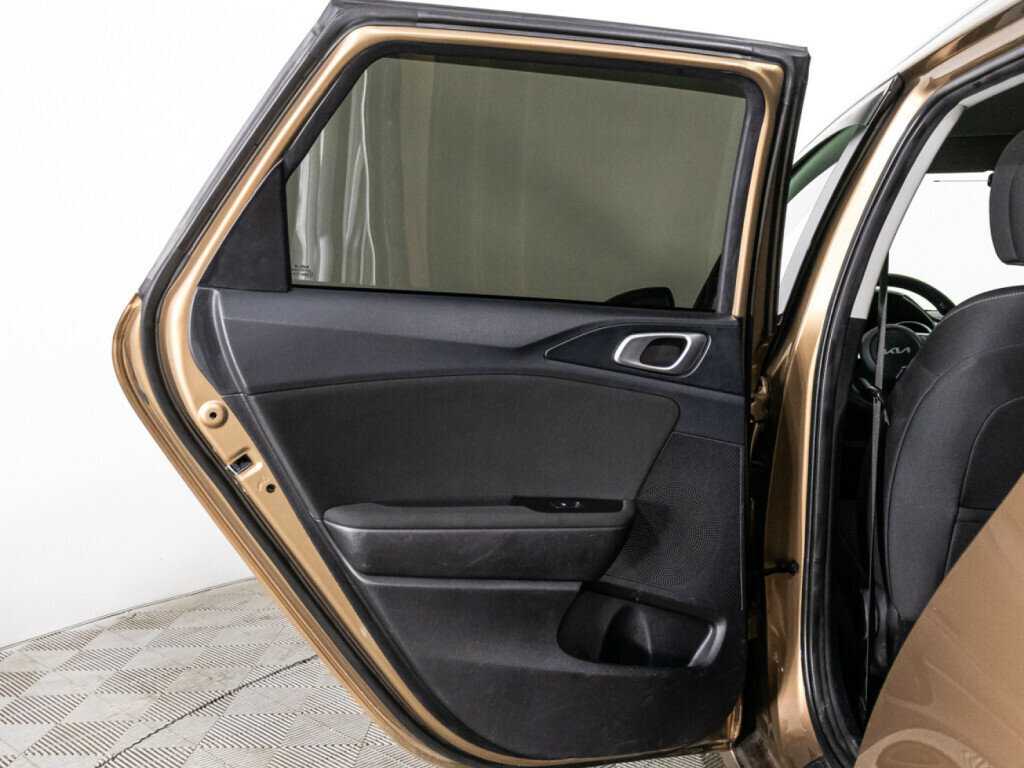 Kia Ceed 2021 года с пробегом. Фото: #22