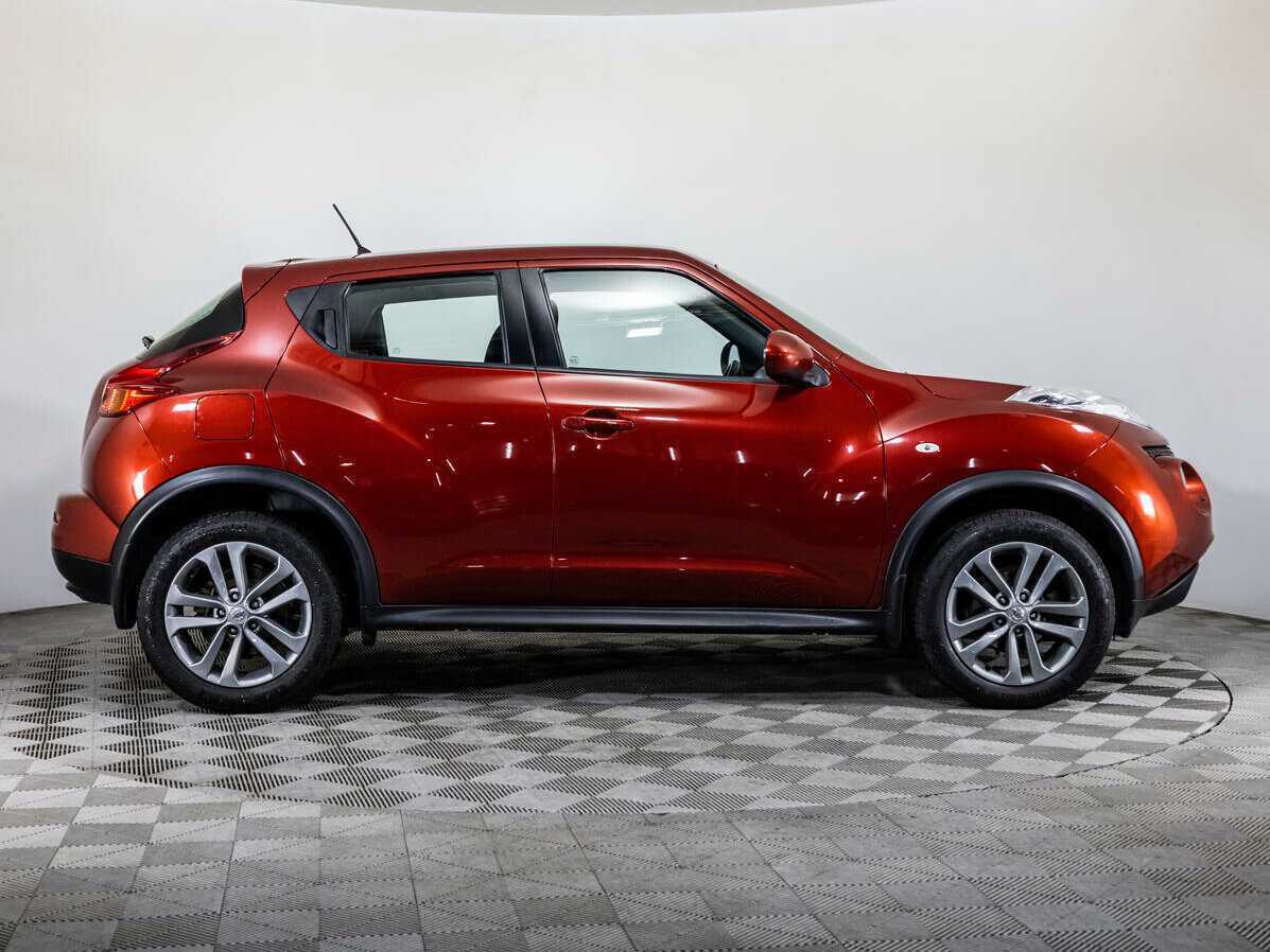 Nissan Juke 2013 года с пробегом. Фото: #3