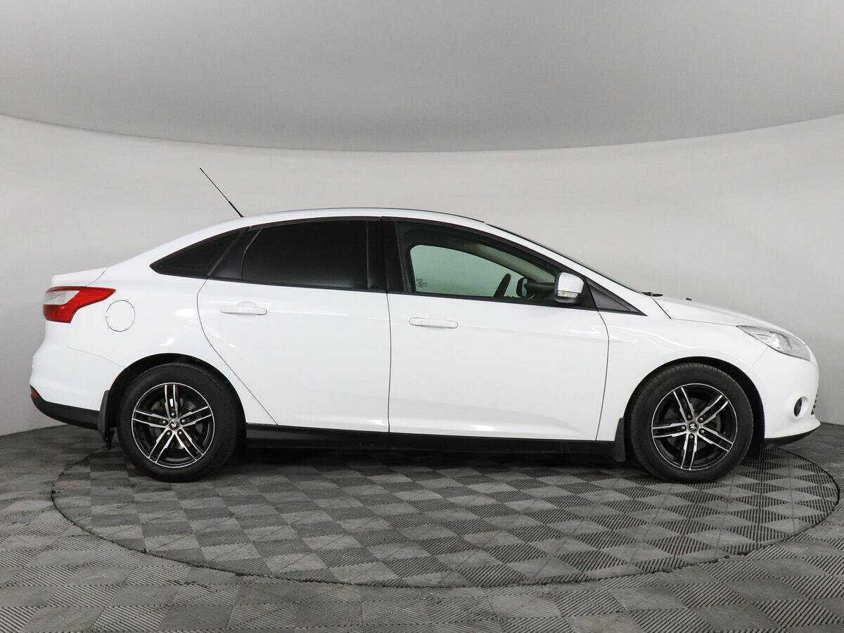 Ford Focus 2013 года с пробегом. Фото: #3