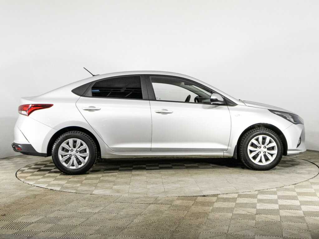 Hyundai Solaris 2020 года с пробегом. Фото: #3