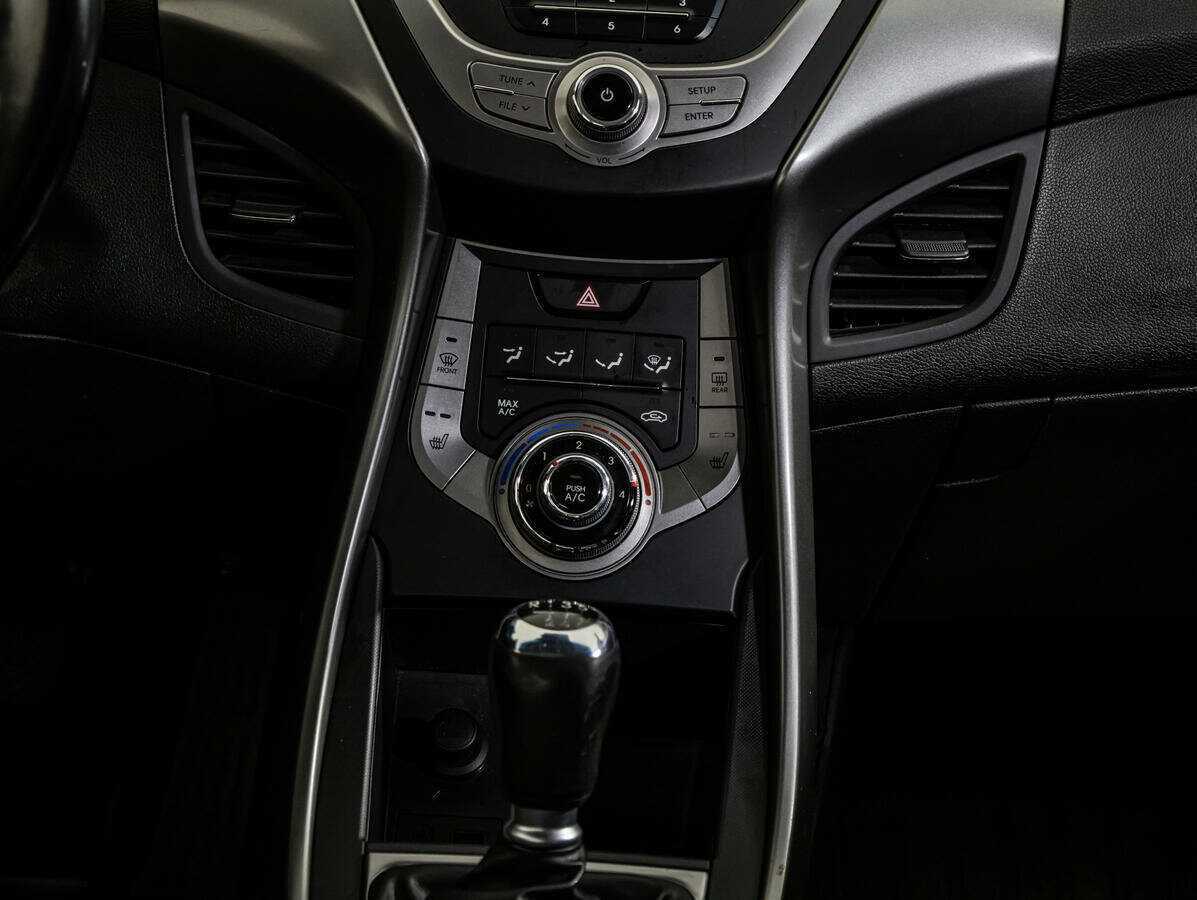 Hyundai Elantra 2013 года с пробегом. Фото: #13