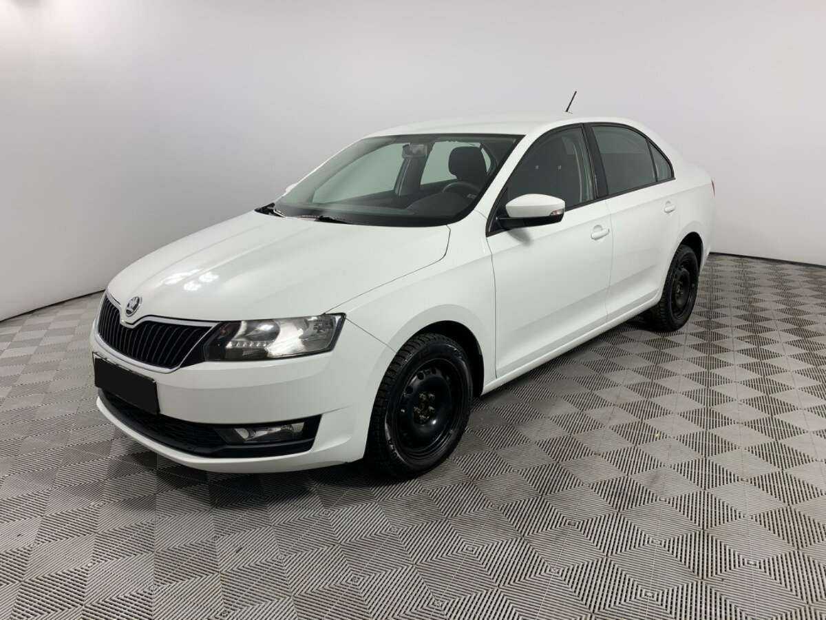Skoda Rapid 2019 года с пробегом. Посмотреть фото