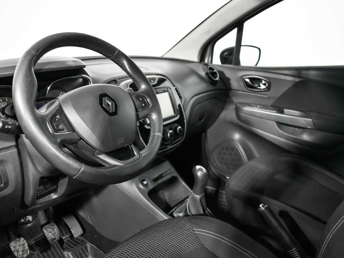Renault Kaptur 2016 года с пробегом. Фото: #12