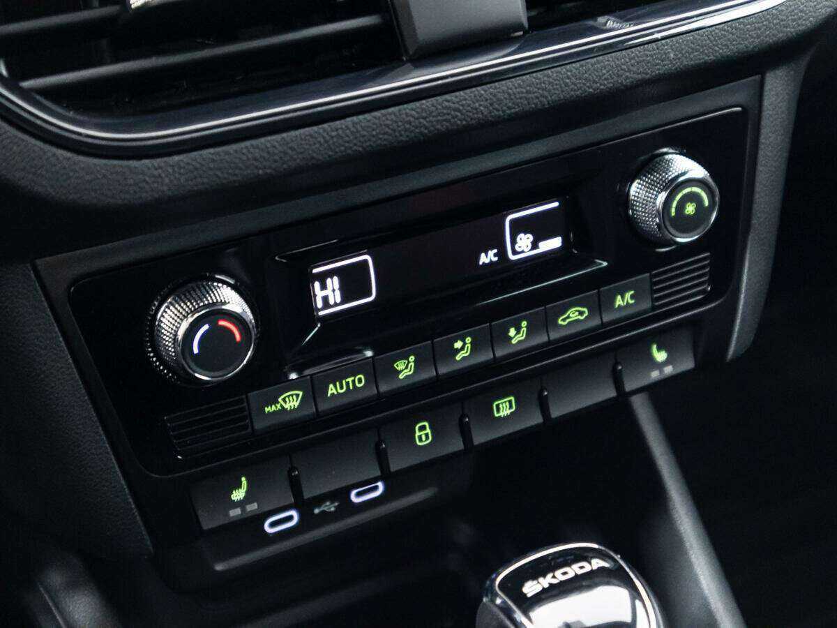 Skoda Rapid 2021 года с пробегом. Фото: #14